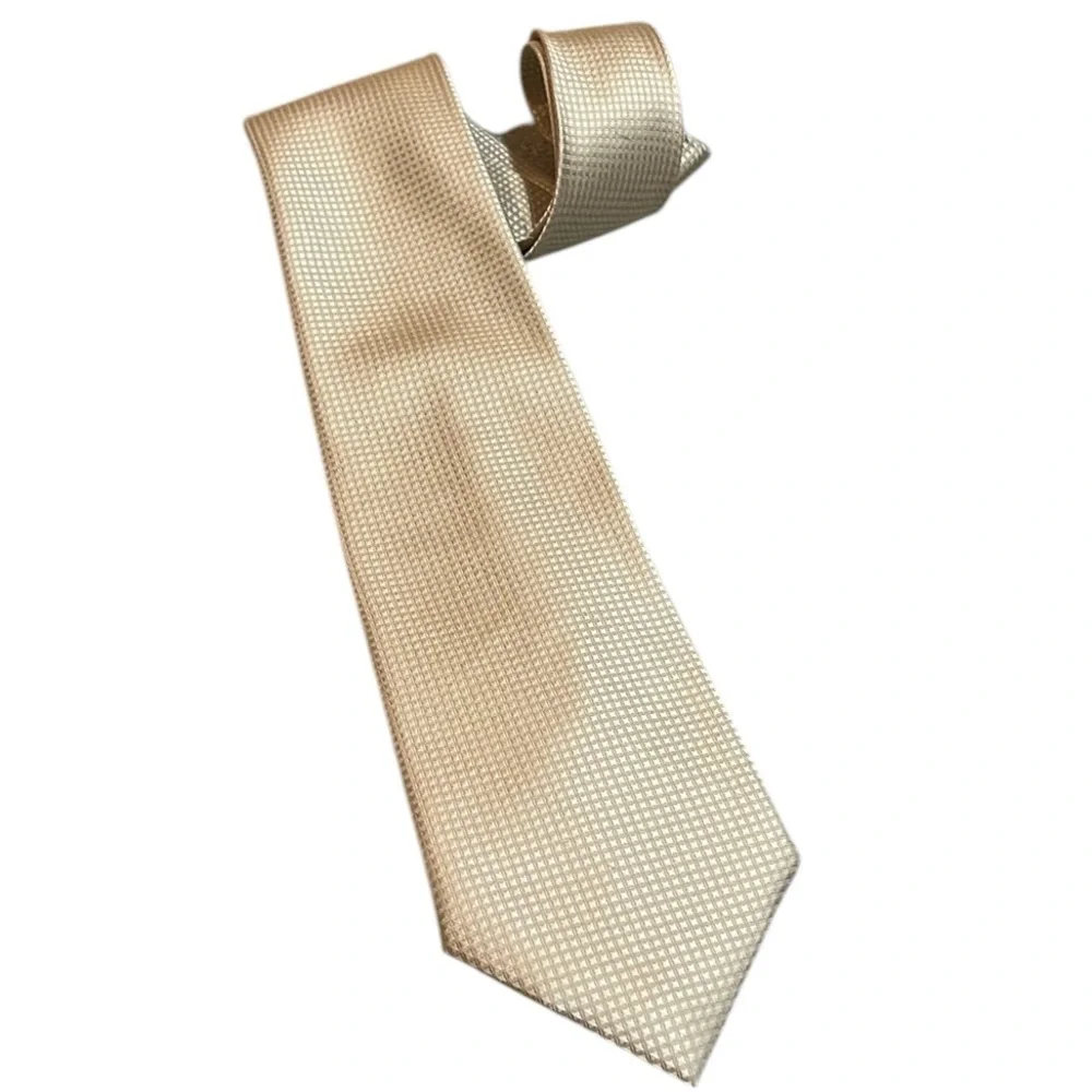 BOCARA HANDMADE SILK BLIND EMBOSSED CHECKERED TIE LIGHT GOLD